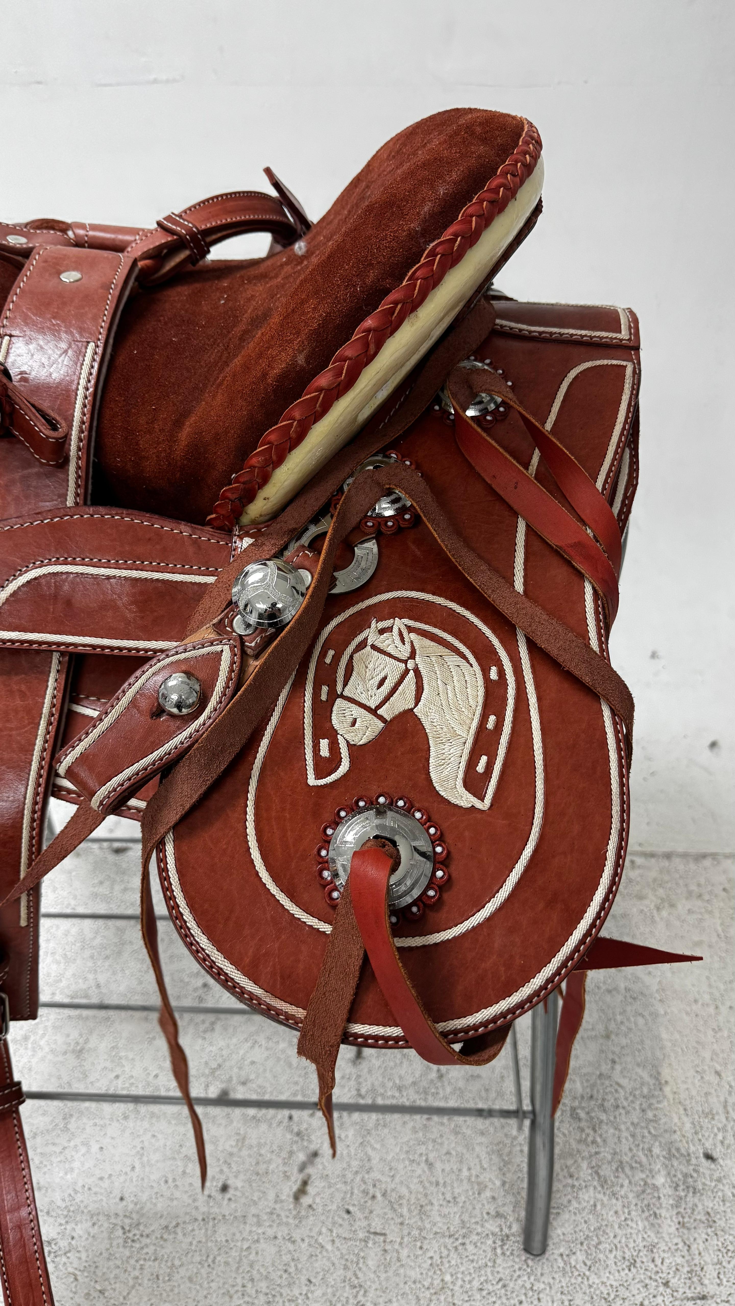 Charro Saddle – Chestnut/Piteada/Leather/Silver Accents (15.5”)