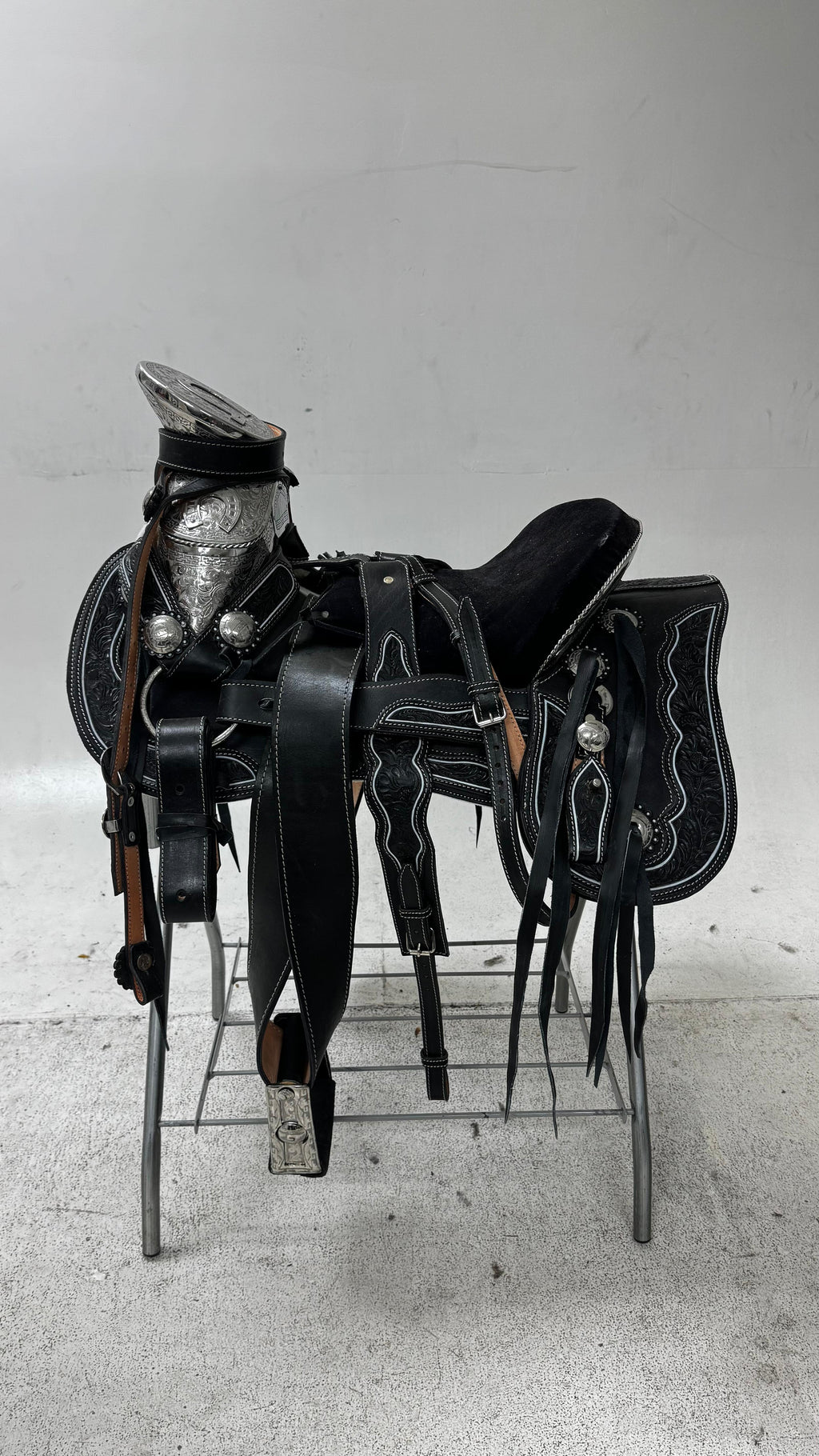 Charro Saddle – Black Leather with Suede Seat & Silver Engraved Details (15.5”)