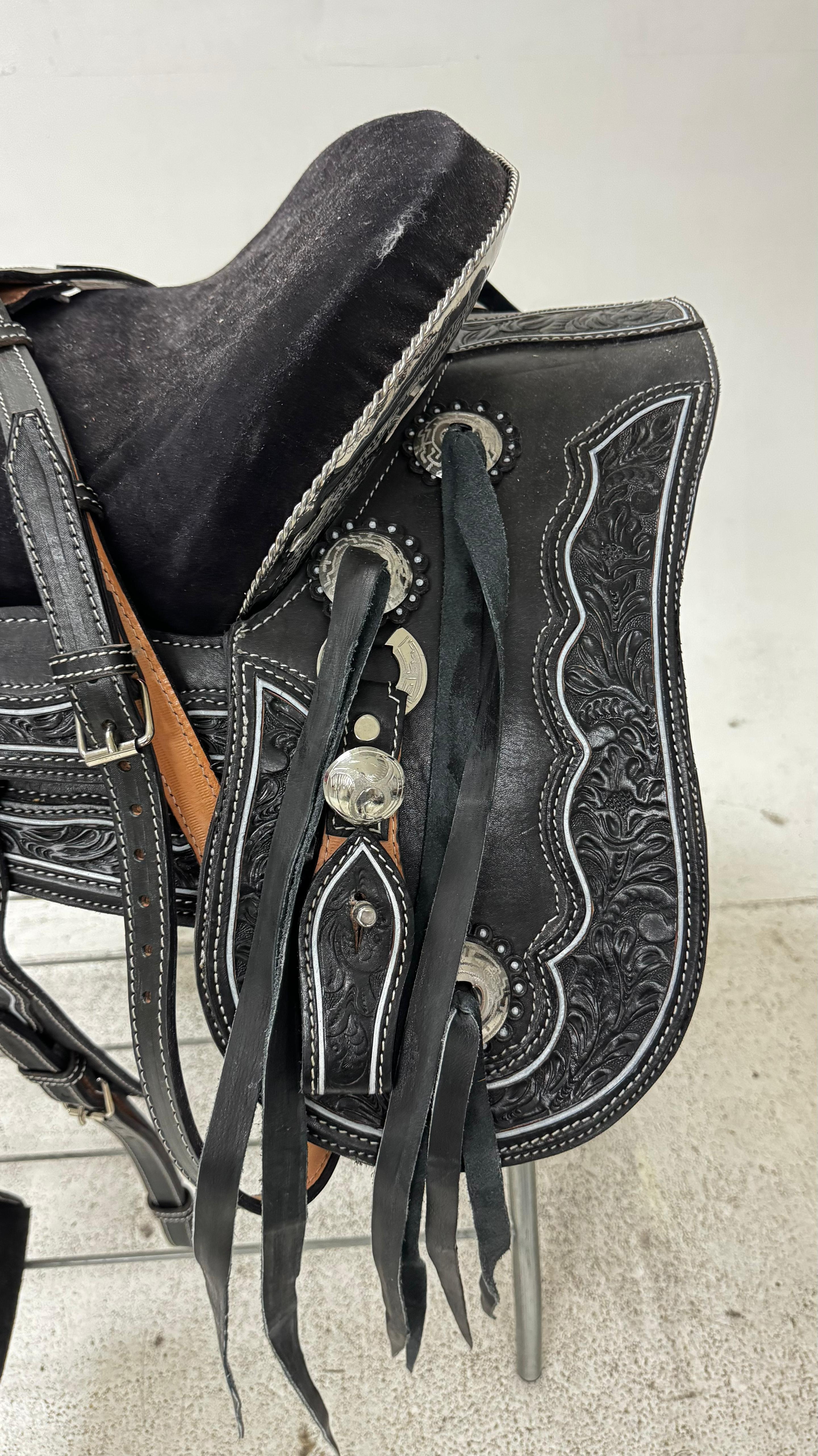 Charro Saddle – Black Leather with Suede Seat & Silver Engraved Details (15.5”)