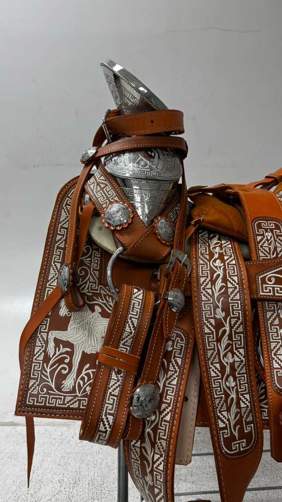 Charro Saddle – Chestnut Leather “Señorial Plata” Edition (15.5”)