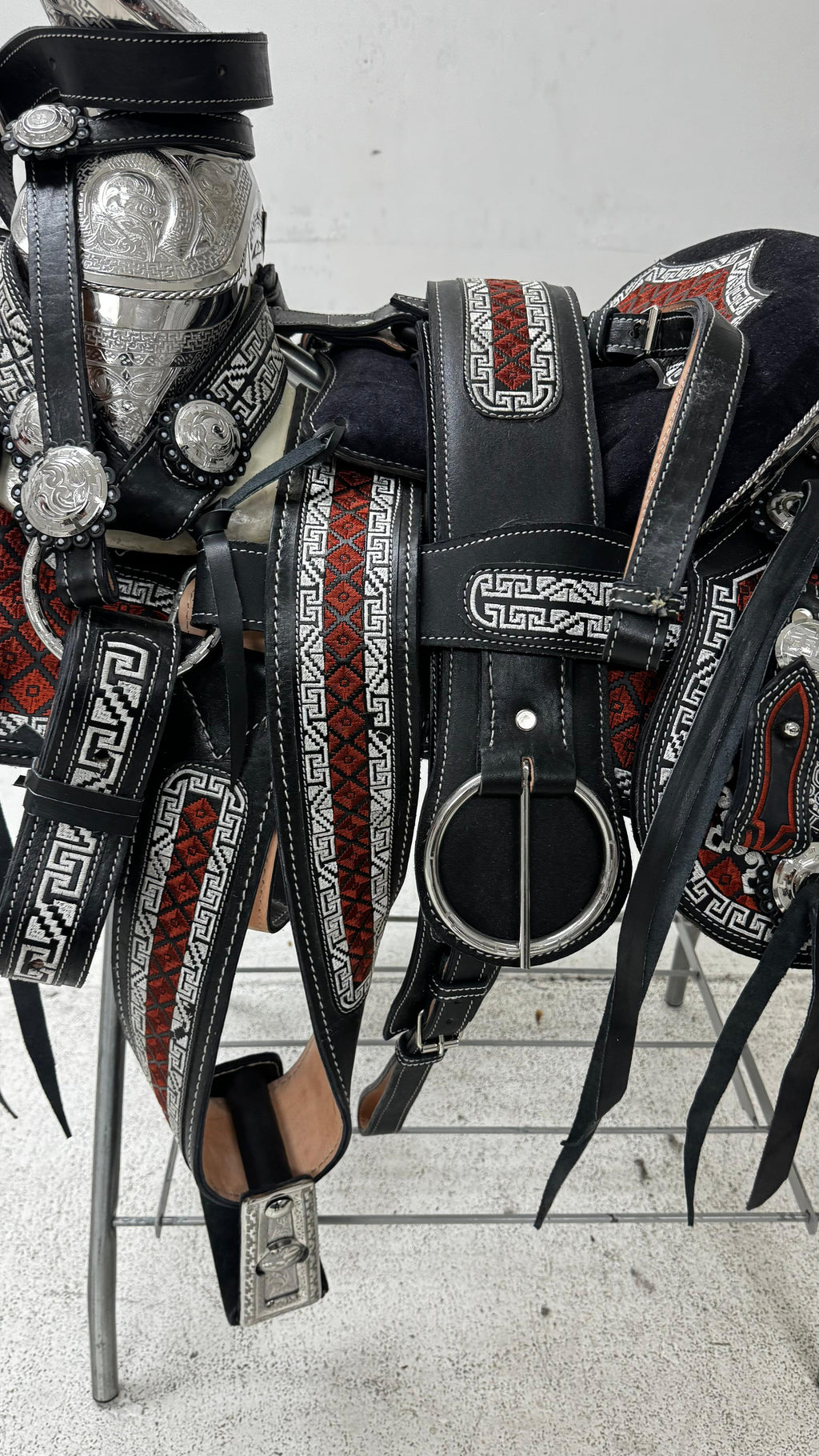 Charro Saddle – Black/Red/Bordada/Leather/Silver Accents (15.5”)
