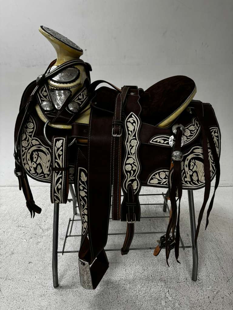 Charro Saddle – Dark Chocolate Leather Piteada Floral Embroidery (15.5”)